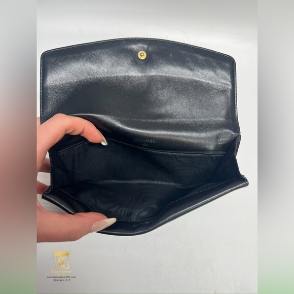 Chanel Timeless Caviar wallet - Picture 9 of 12